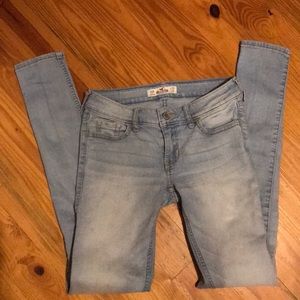 Sz 23 Hollister Skinny Jean